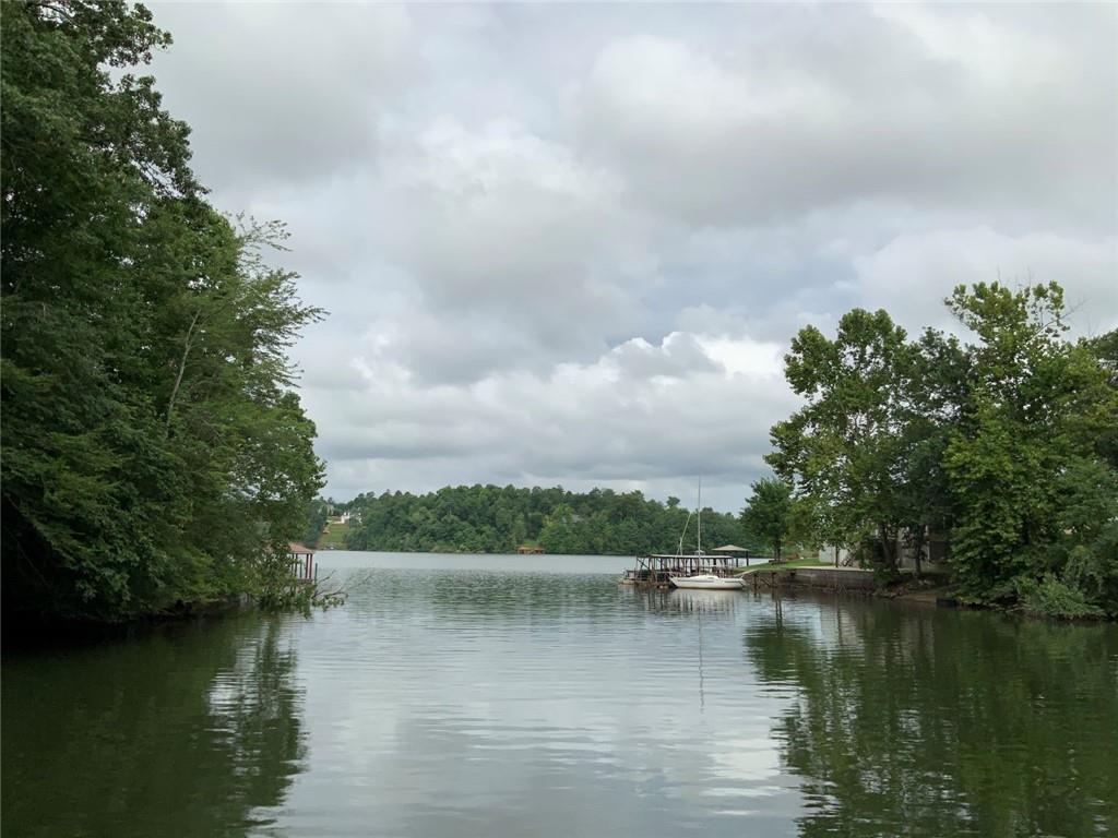 3425 6th Street Dr., Hickory, NC 28601