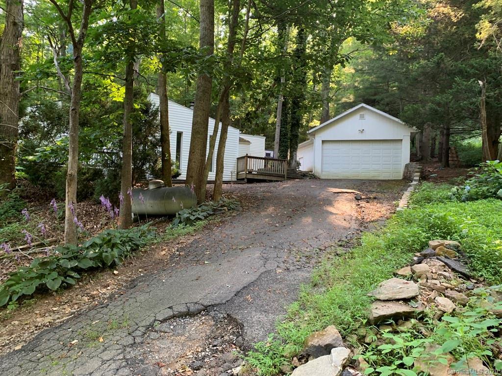 46 Lawterdale Rd., Asheville, NC 28804