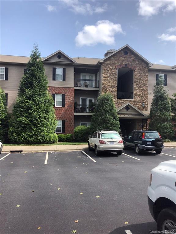 615 Appeldoorn Cir., Asheville, NC 28803