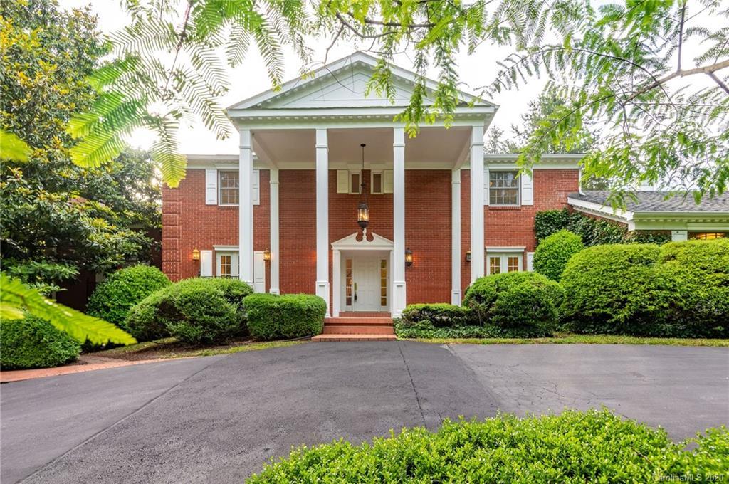 26 Nichols Hill Dr., Asheville, NC 28804