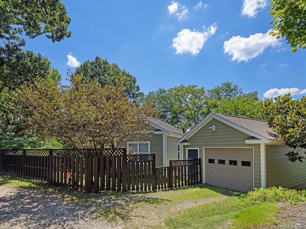 279 S French Broad Ave., Asheville, NC 28801