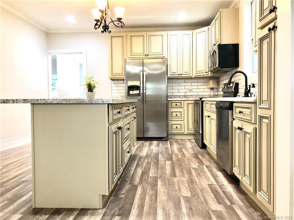 1211 College Ave., Lenoir, NC 28645