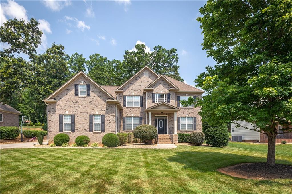 5865 Tipperary Dr., Denver, NC 28037
