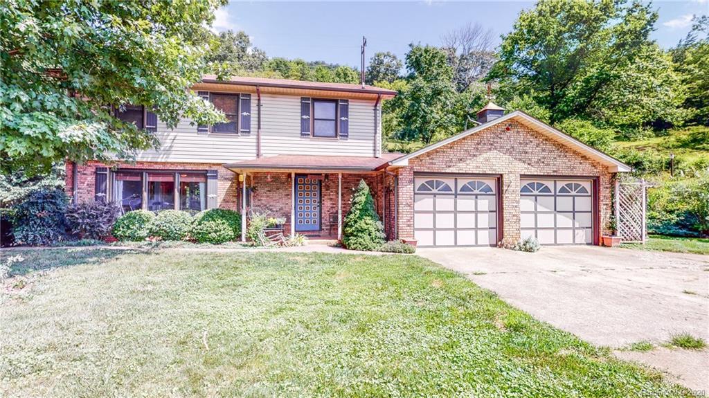 318 Tracy Ln., Waynesville, NC 28786