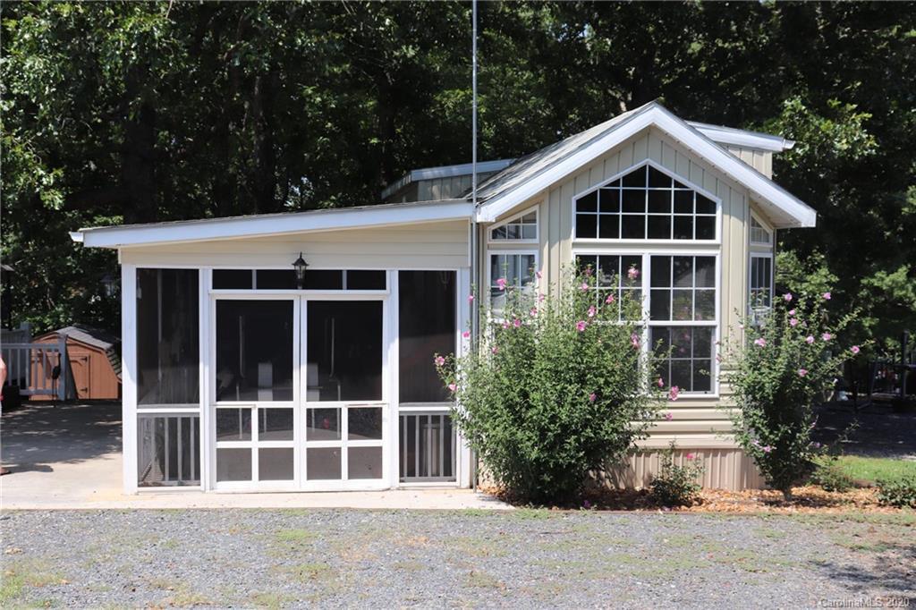 152 Cardinal Dr., New London, NC 28127