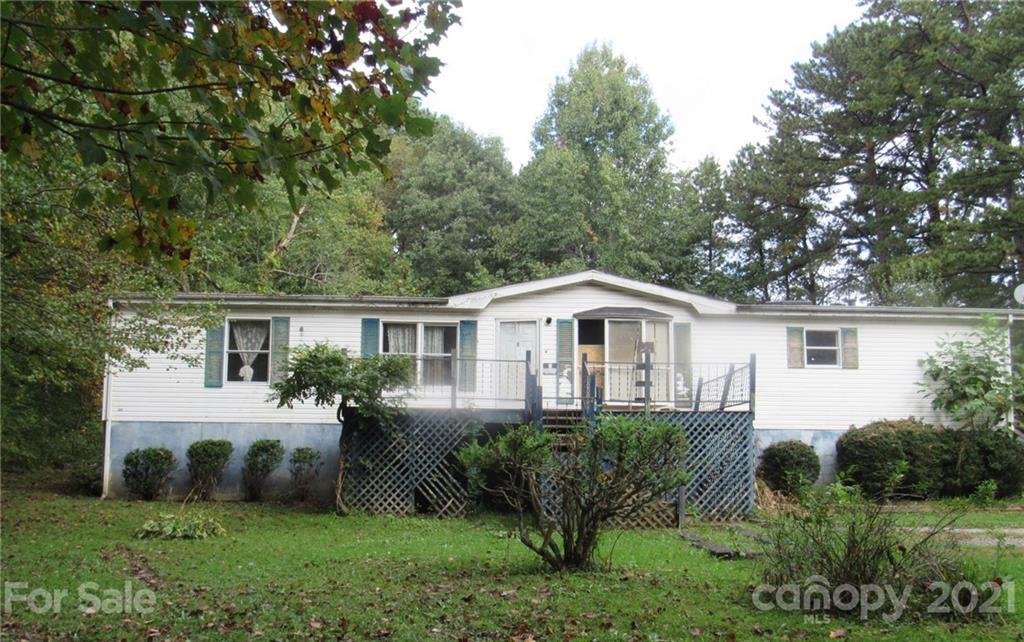 61 N Clear Creek Rd., Hendersonville, NC 28792