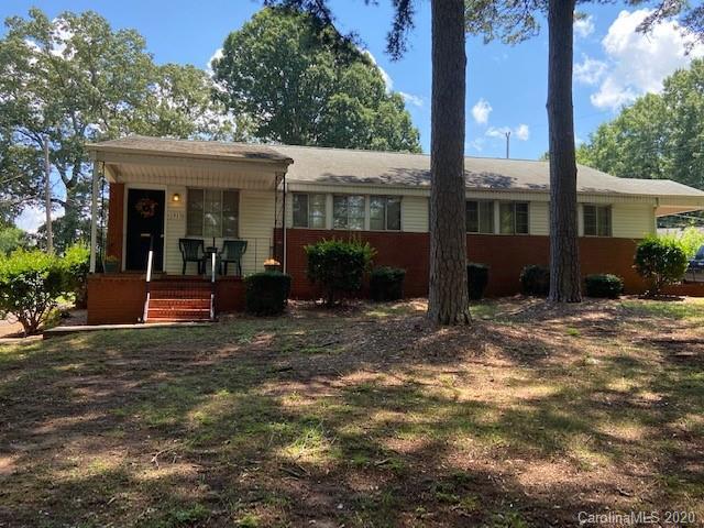 1915 Dickens Ave., Charlotte, NC 28208