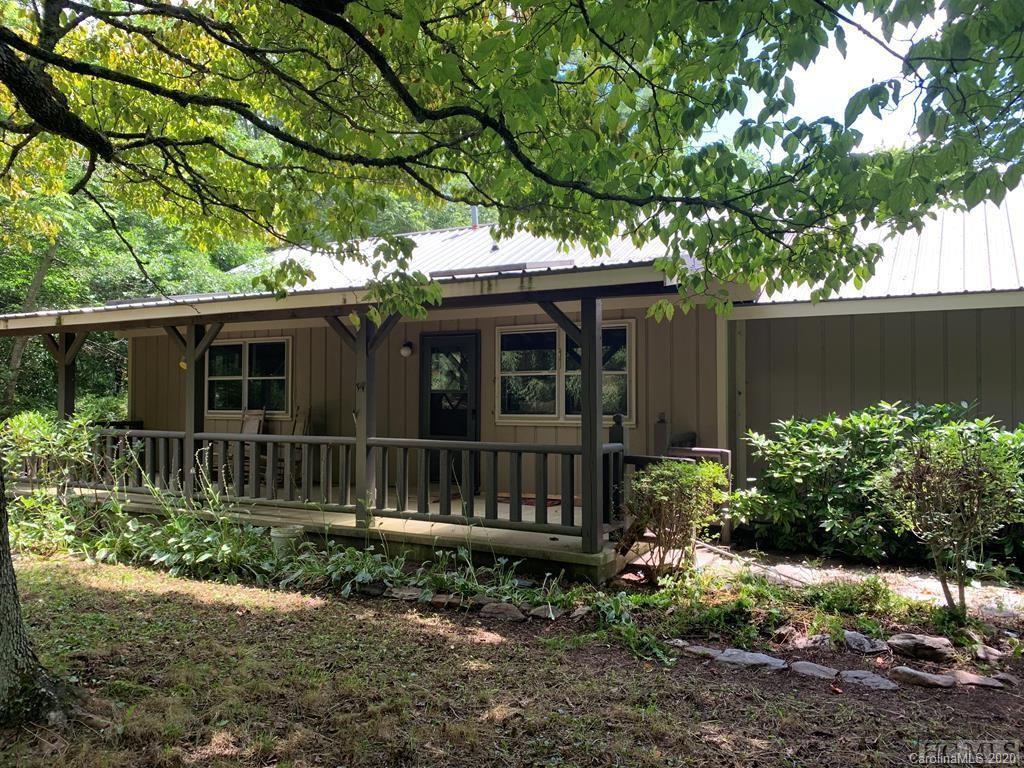 9 Black Bear Ln., Sapphire, NC 28774