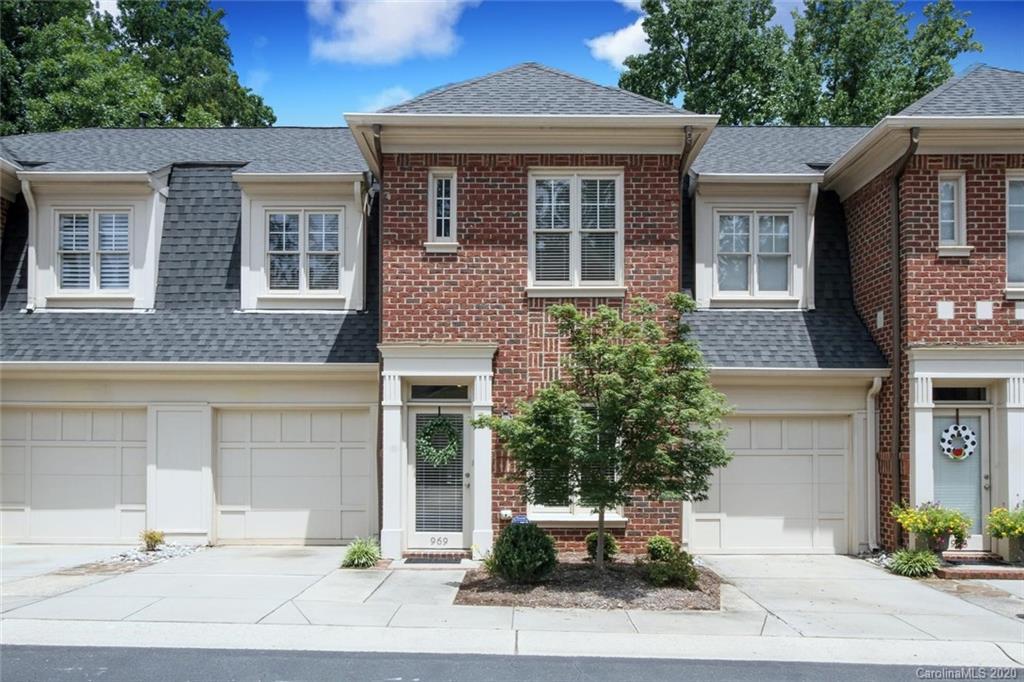969 Park Slope Dr., Charlotte, NC 28209
