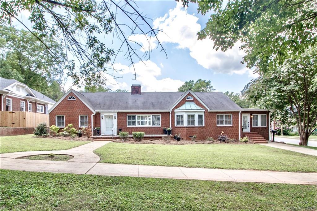 255 N Race St., Statesville, NC 28677