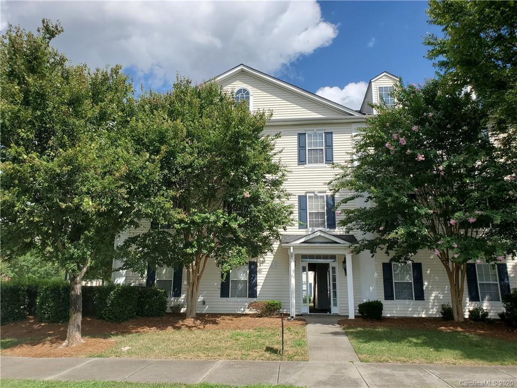 6405 Town Hall Pl., Harrisburg, NC 28075