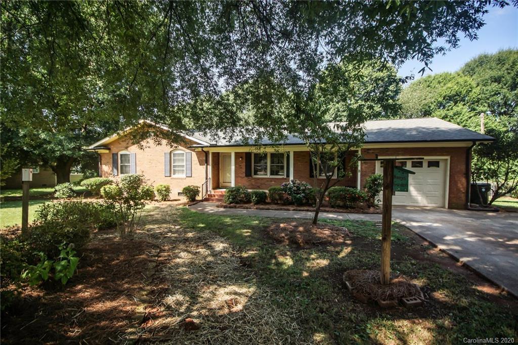 1612 Caromar Pl., Concord, NC 28027