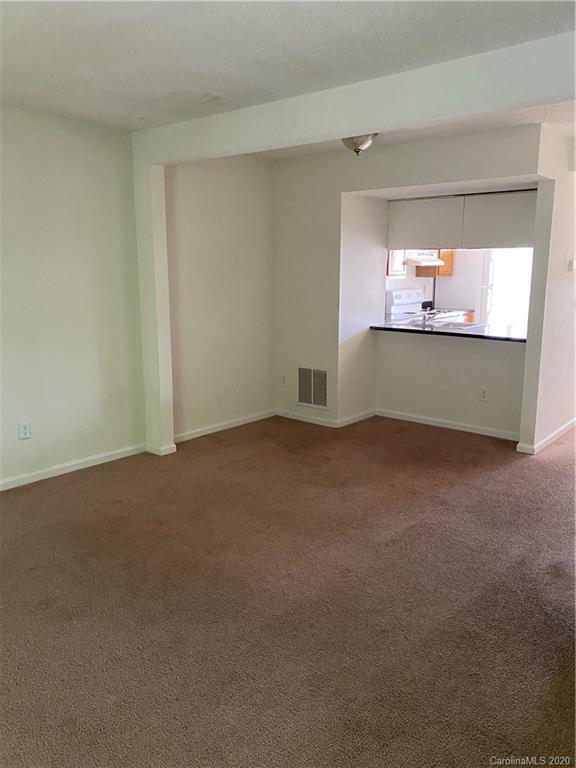 566 Lex Dr., Charlotte, NC 28262