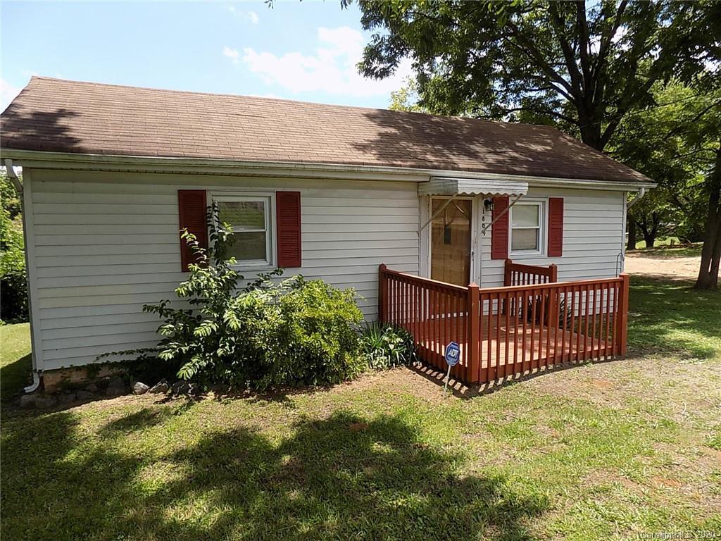 1809 Warren Ave., Gastonia, NC 28054