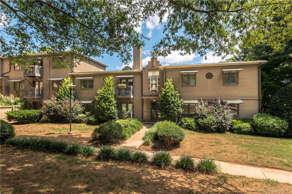 227 N Dotger Ave. #E15, Charlotte, NC 28207