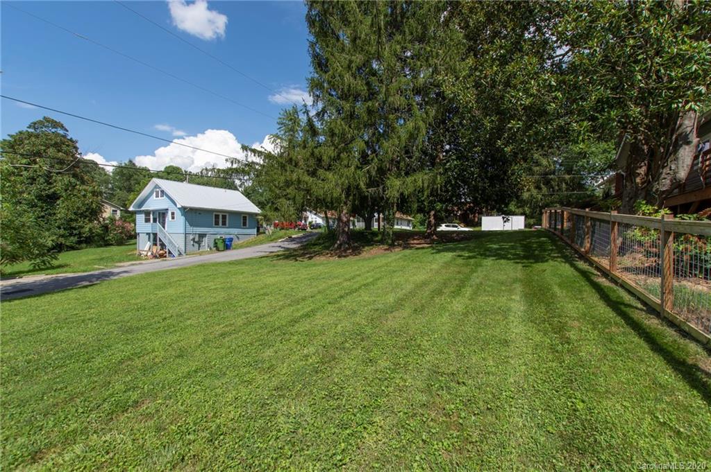 4 Dale St., Asheville, NC 28806