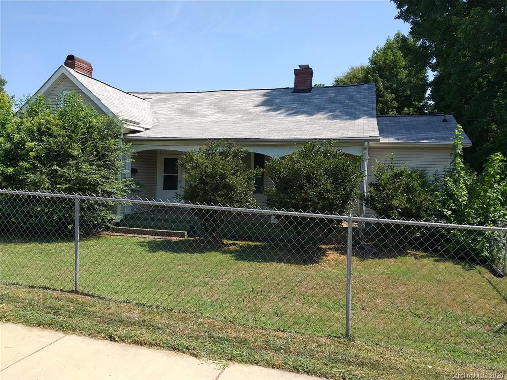 3832 Freedom Dr., Charlotte, NC 28208