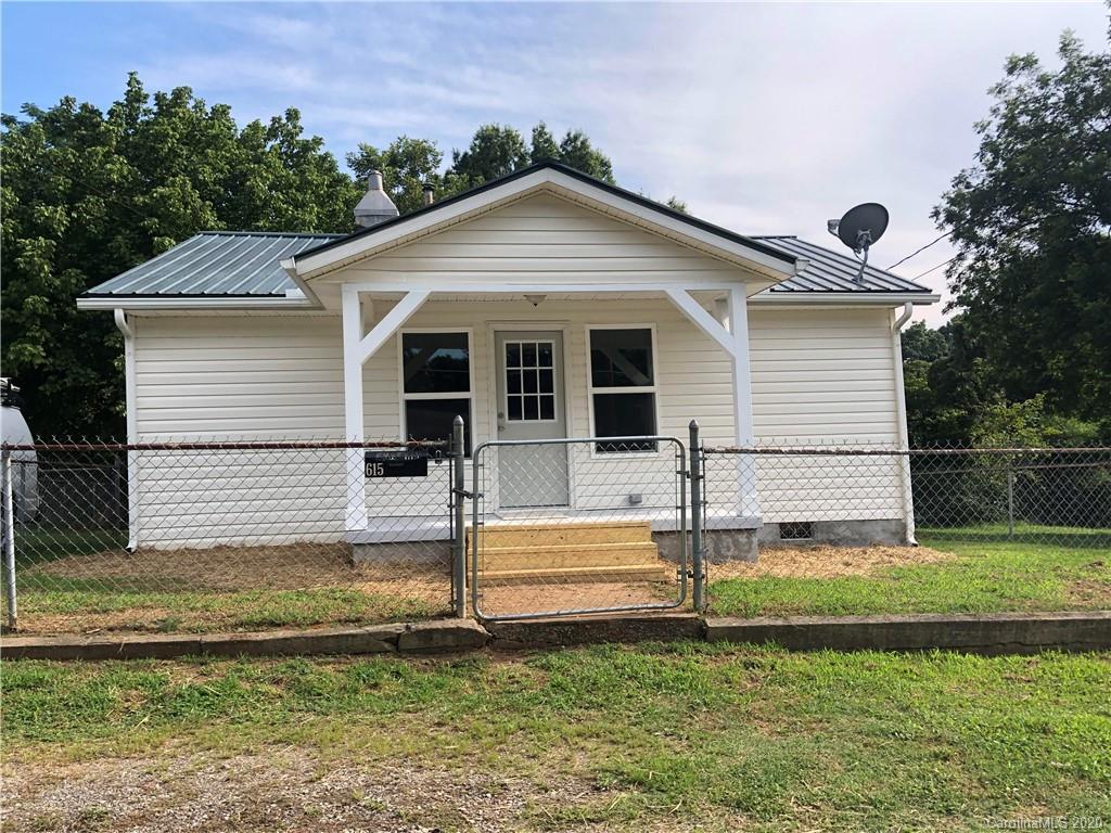 615 Newbern Ave., Statesville, NC 28677