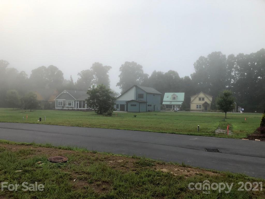 37 Verde Dr. #V-48, Asheville, NC 28806