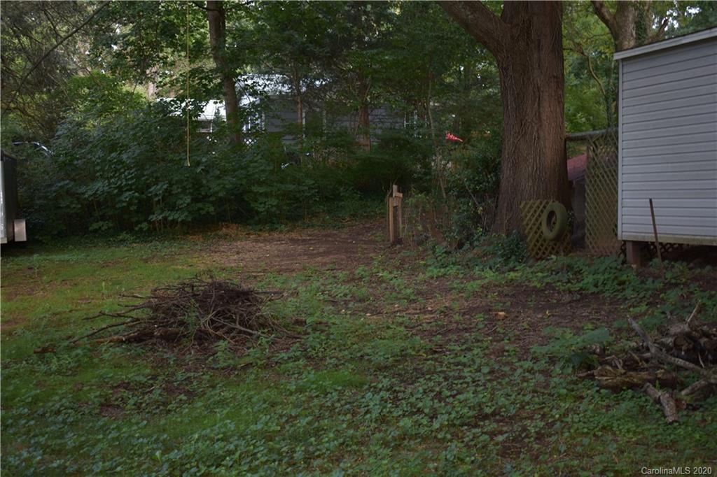 26 Winnfred St., Asheville, NC 28806