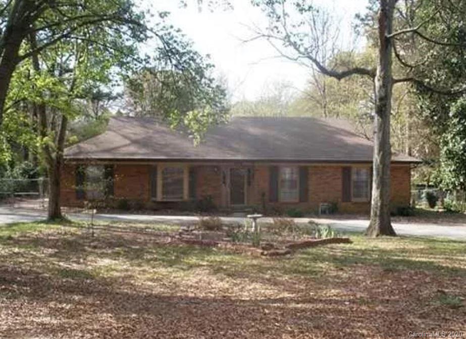 1809 Runnymede Ln., Charlotte, NC 28211