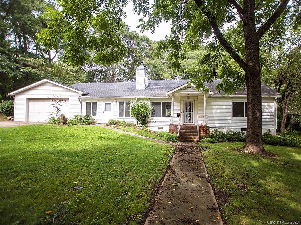 206 Price St., Mount Holly, NC 28120