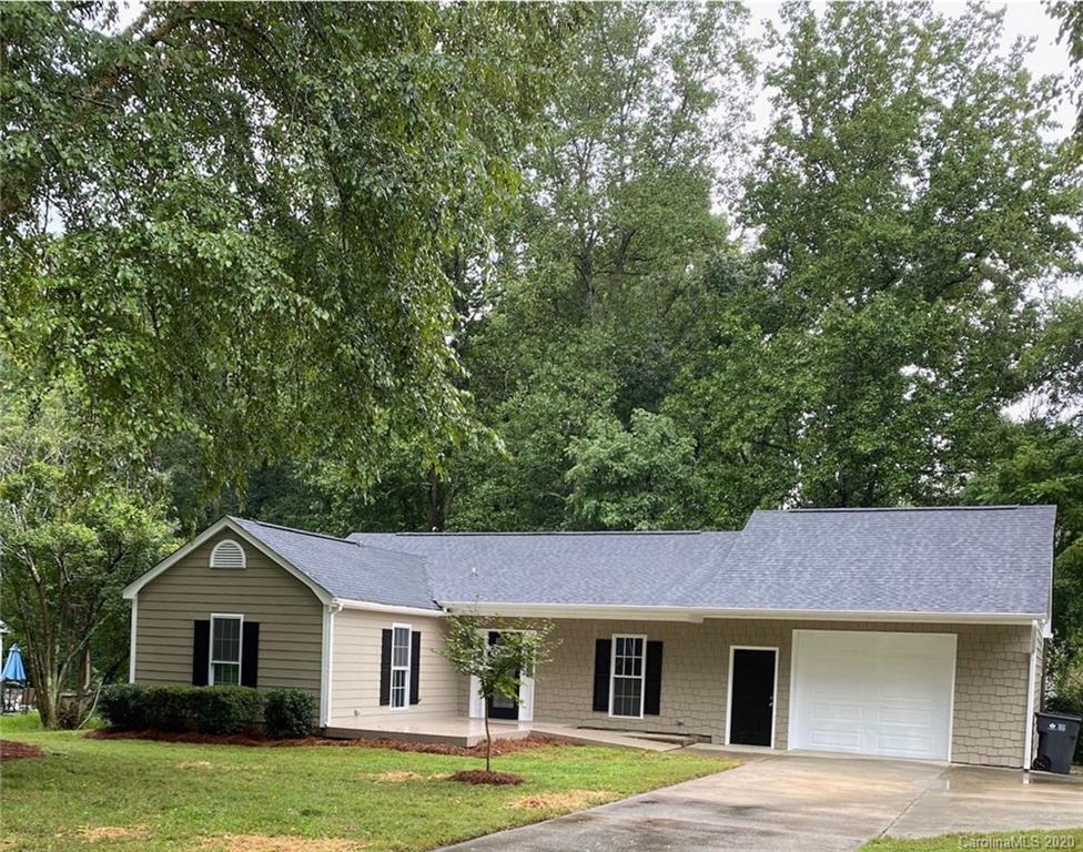 7201 Walnut Wood Dr., Charlotte, NC 28227