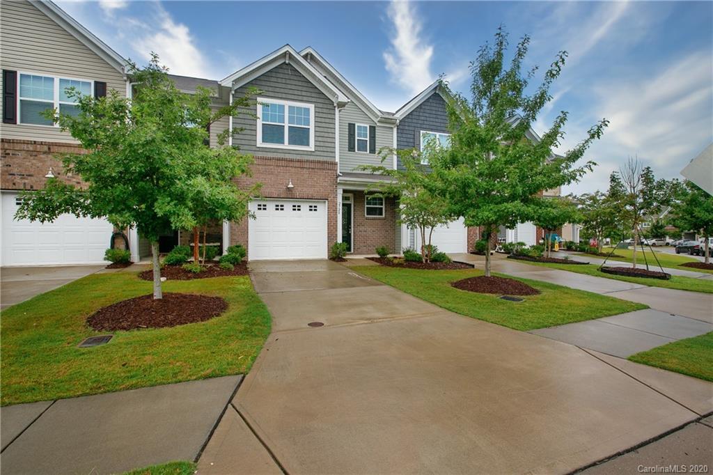 2724 Sawbridge Ln., Gastonia, NC 28056