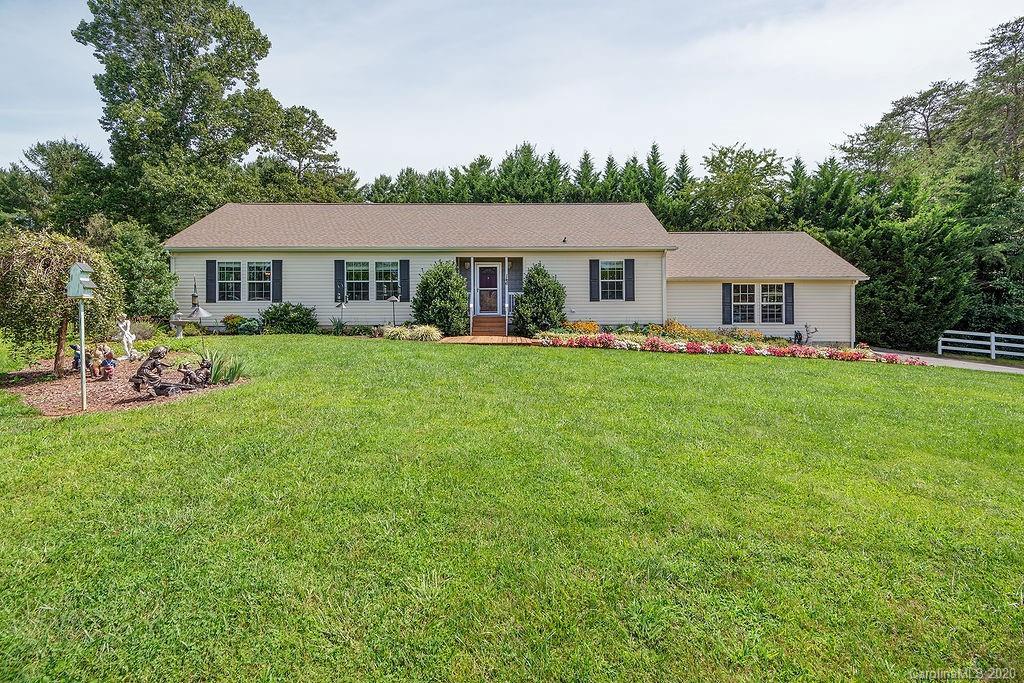 146 Macedonia Rd., Asheville, NC 28804