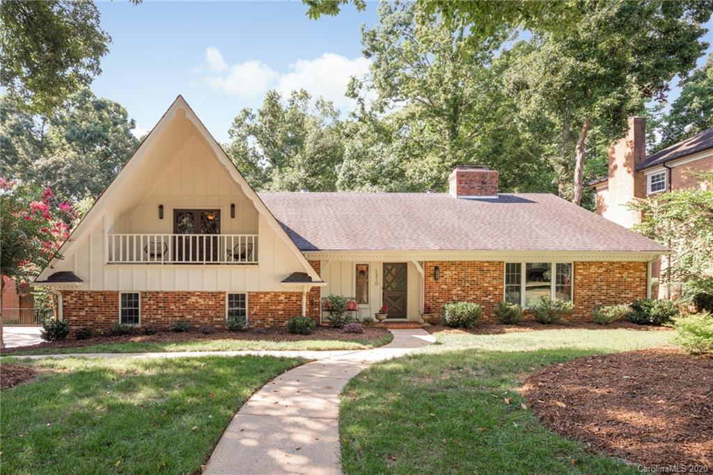 1310 Charter Pl., Charlotte, NC 28211