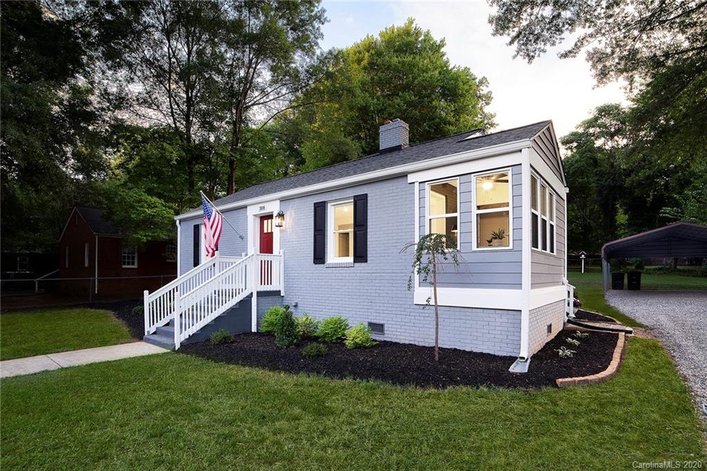 308 Westwood Dr., Statesville, NC 28677