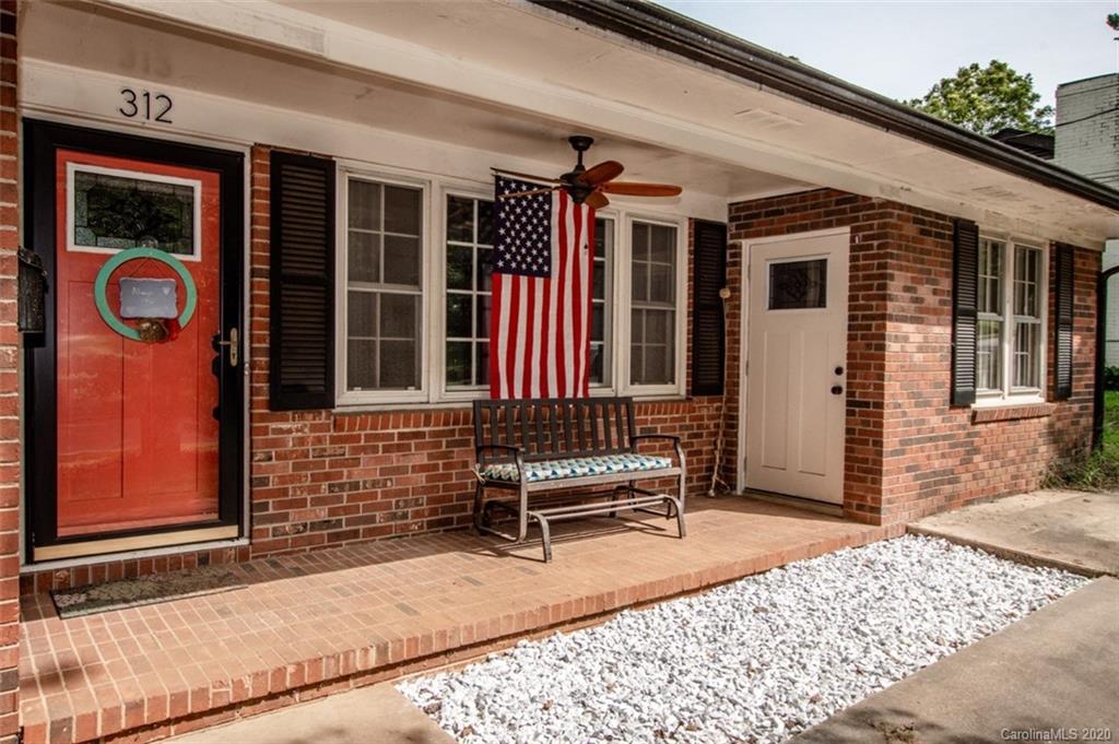 312 N Race St., Statesville, NC 28677