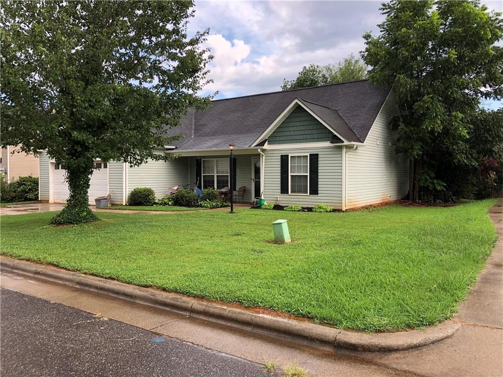 169 Tarrington Dr., Statesville, NC 28625