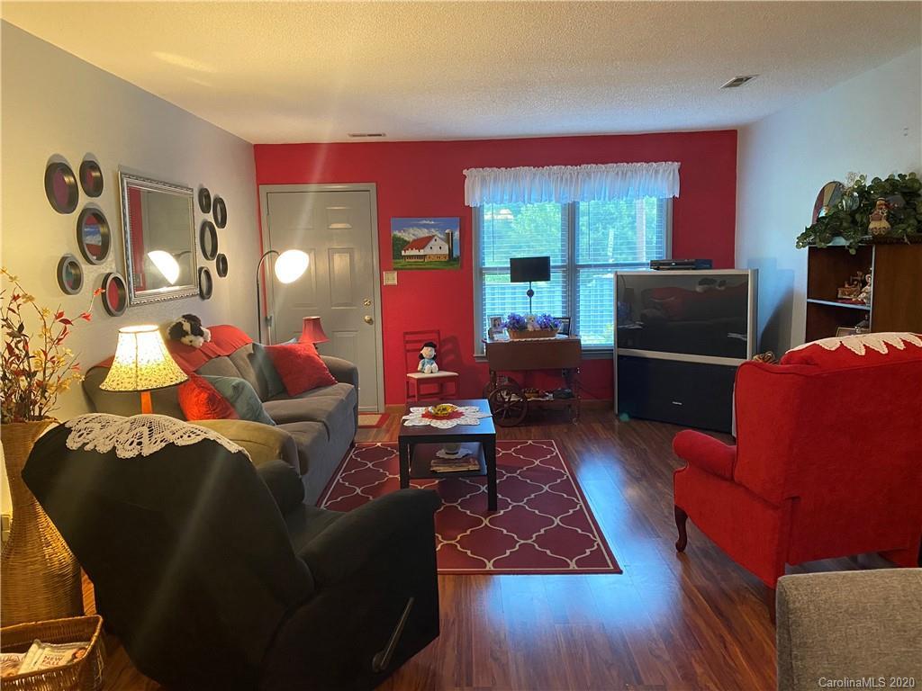 205 Academy St. #8, Mooresville, NC 28115