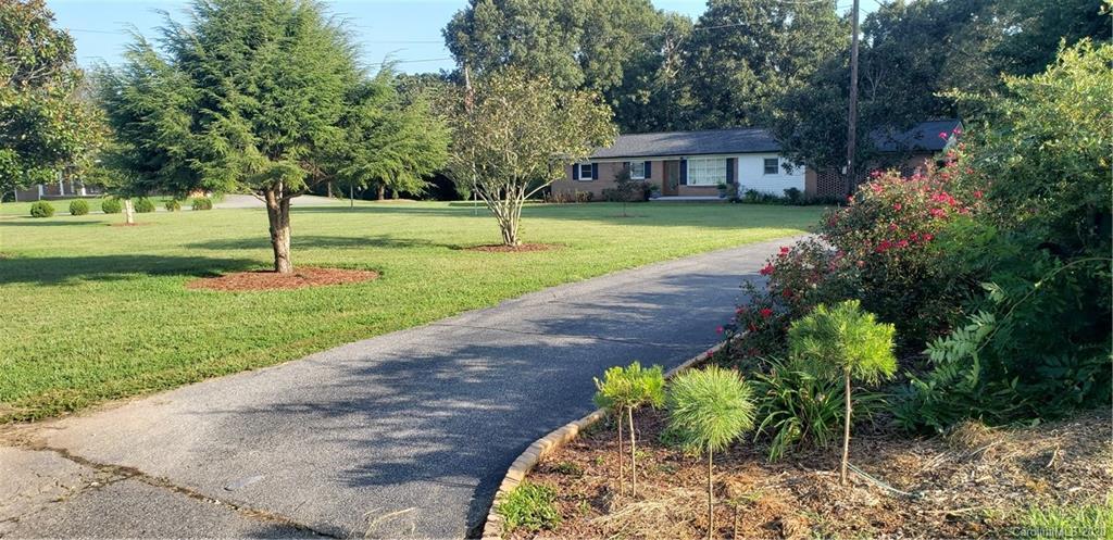 292 Telephone Exchange Rd., Hickory, NC 28601