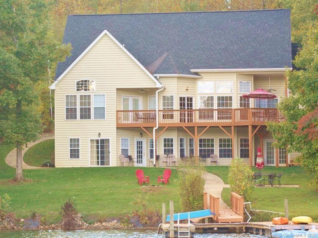 3666 Dockside Ln., Sherrills Ford, NC 28673