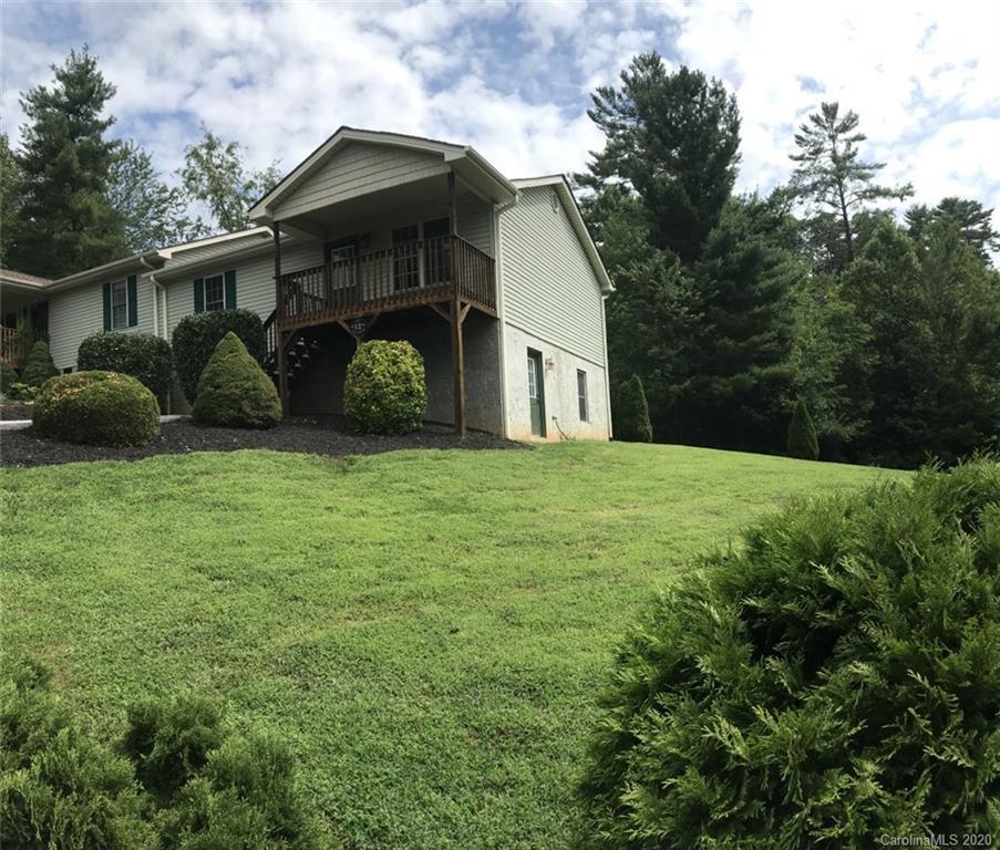 12 Buckshot Ridge Dr., Asheville, NC 28804