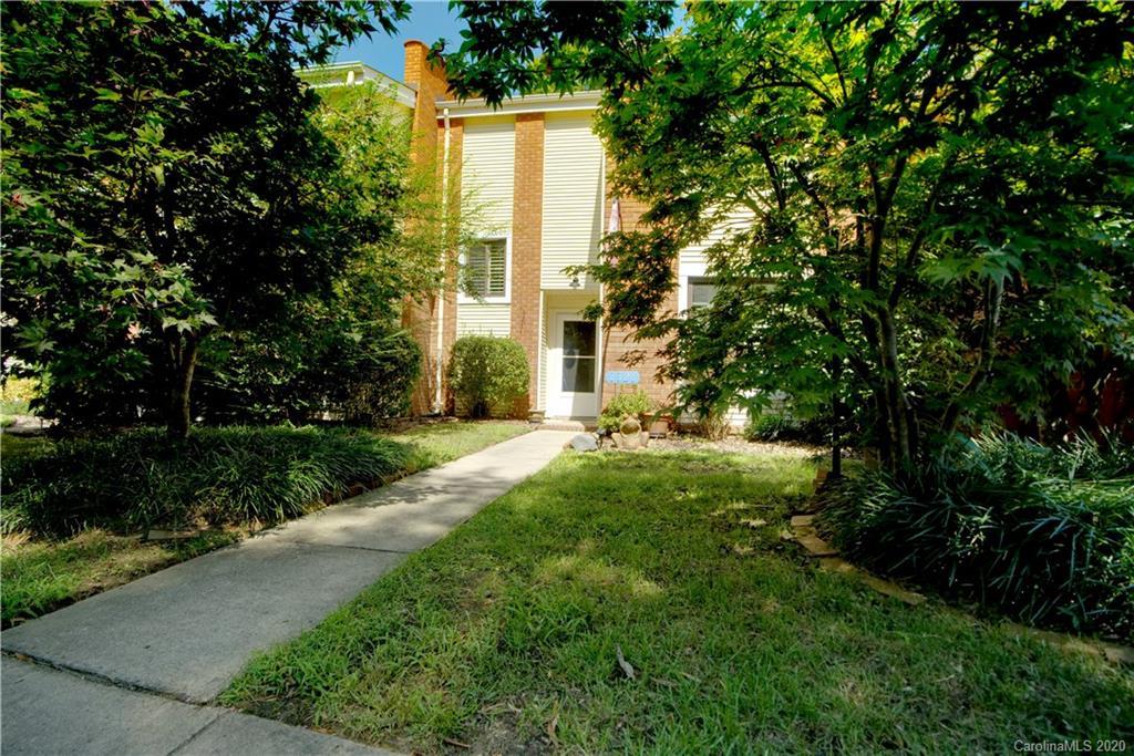 8326 Ramath Dr., Charlotte, NC 28211