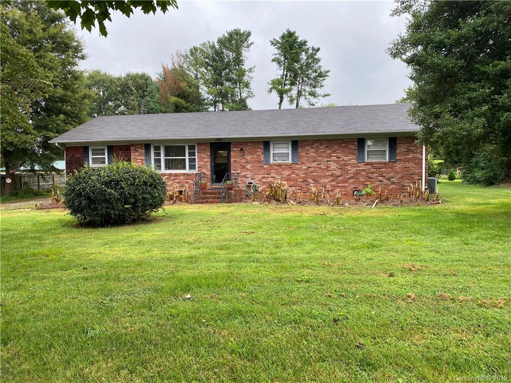 168 Shumaker Dr., Statesville, NC 28625