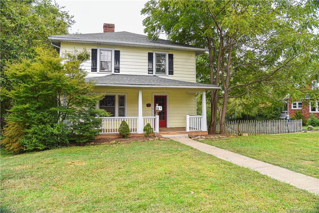 17 Baker Ave., Asheville, NC 28806