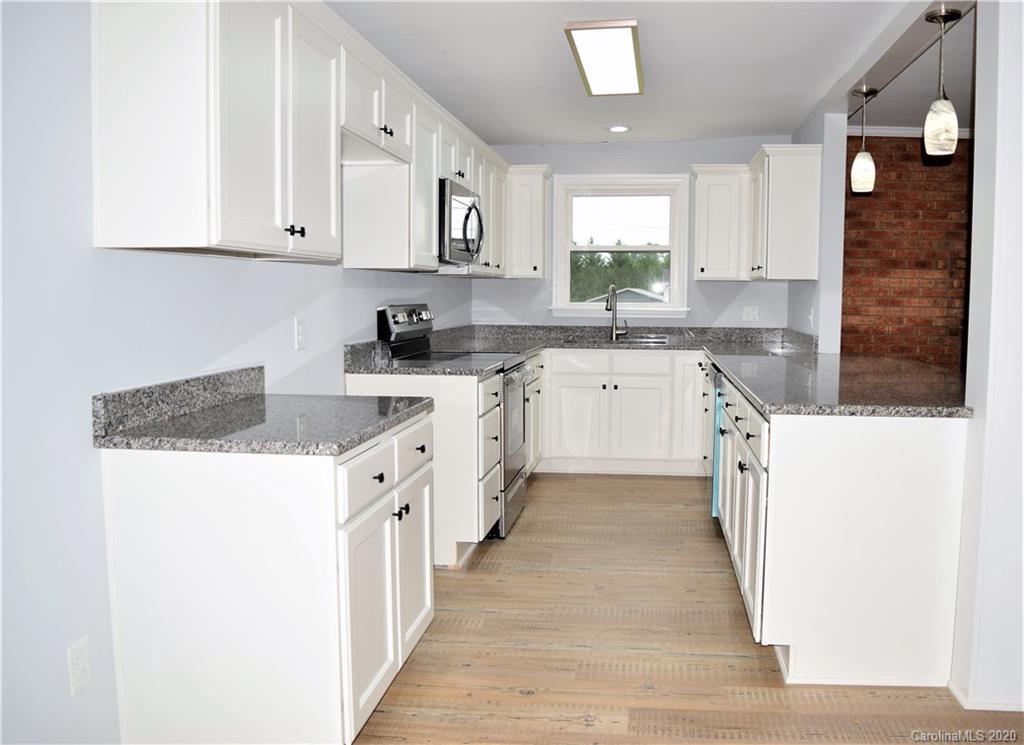 110 Whitman Cir., Mooresville, NC 28115
