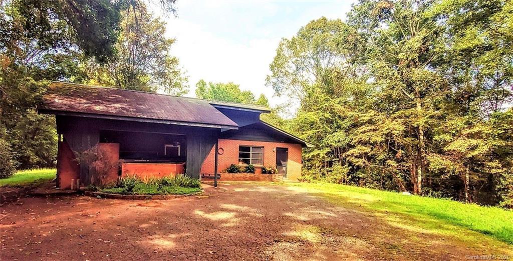 428 Riverwood Dr., Webster, NC 28788