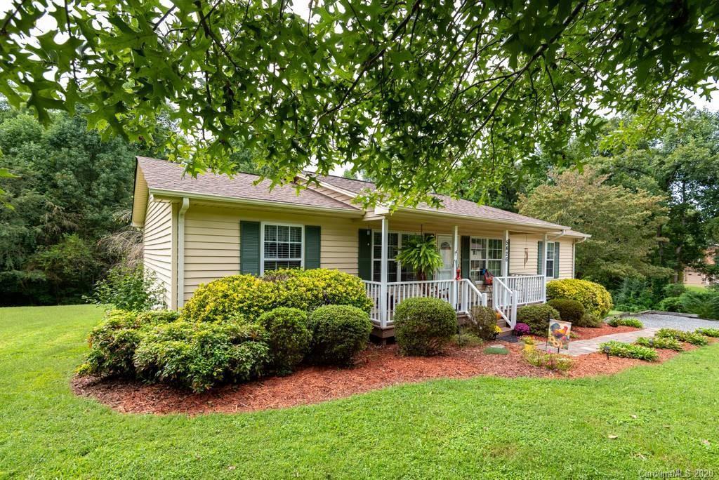 5426 Chestnut Dr., Hickory, NC 28602