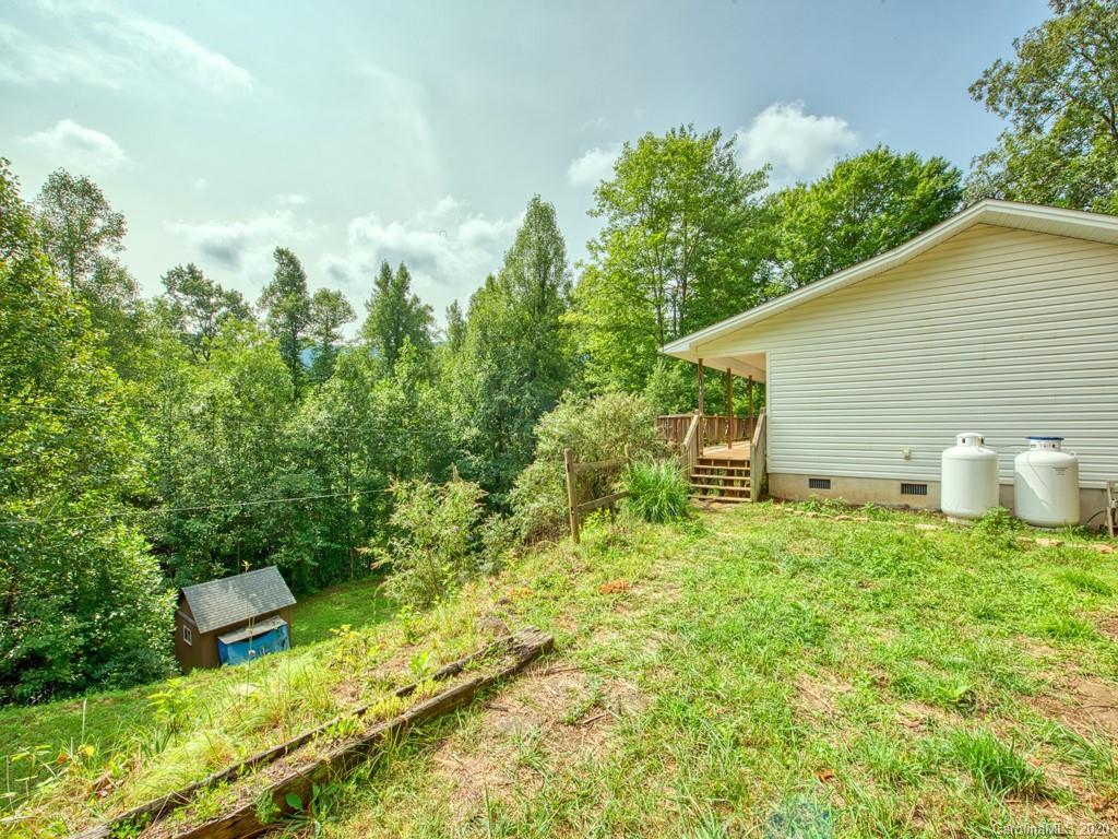 180 Running Water Cir., Sylva, NC 28779