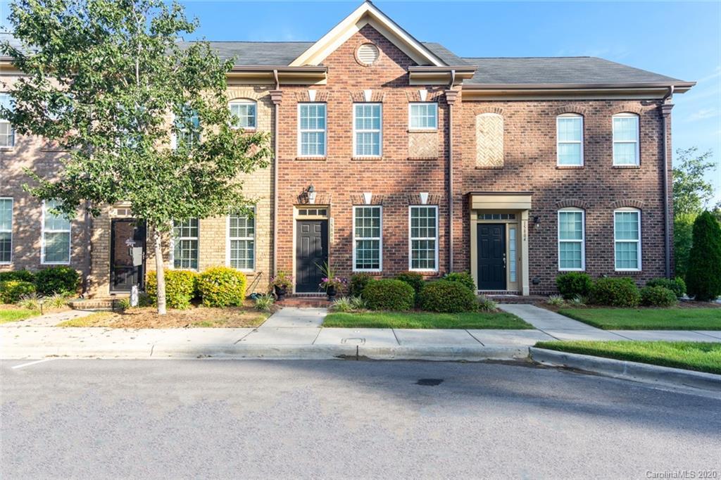 15808 Sharon Dale Dr., Davidson, NC 28036