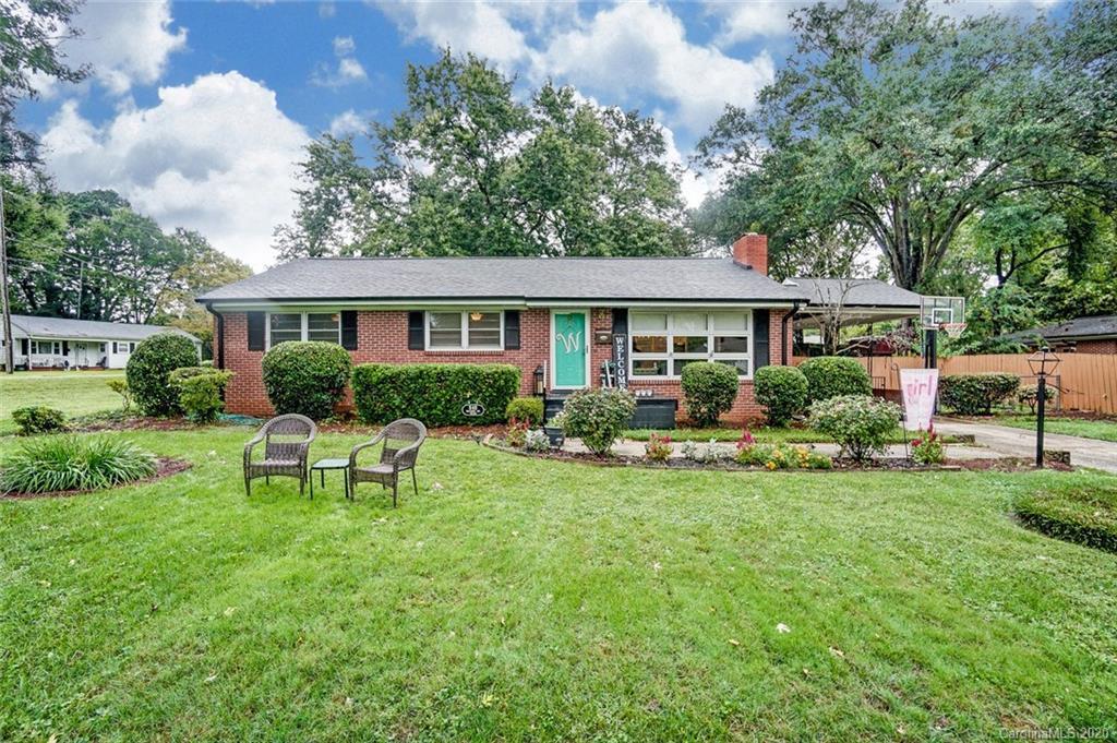 848 Hillcrest Ave., Gastonia, NC 28052