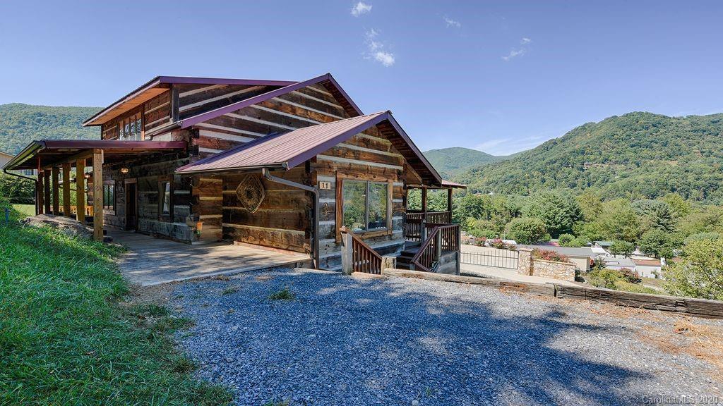 11 Enchanted Way, Maggie Valley, NC 28751