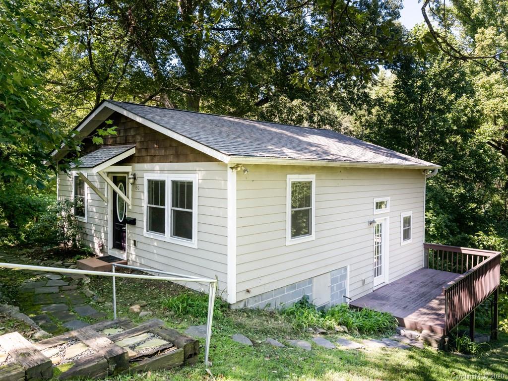 80 Oakwood St., Asheville, NC 28806