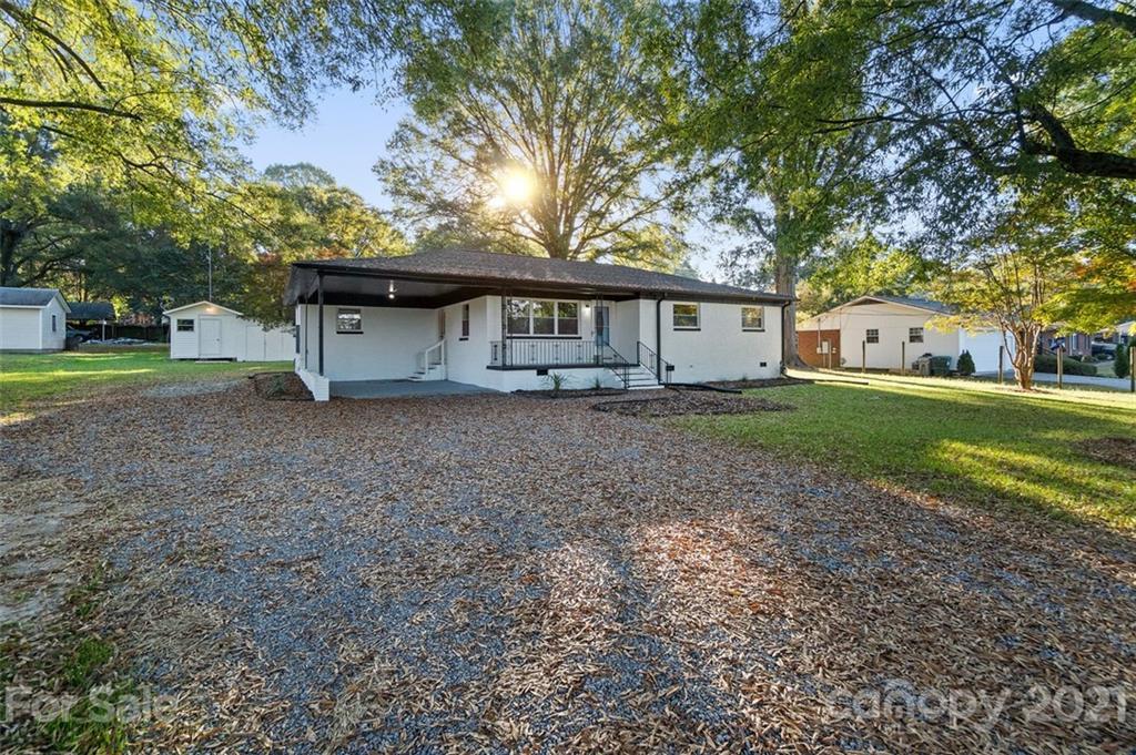 310 N Enochville Ave., Kannapolis, NC 28081