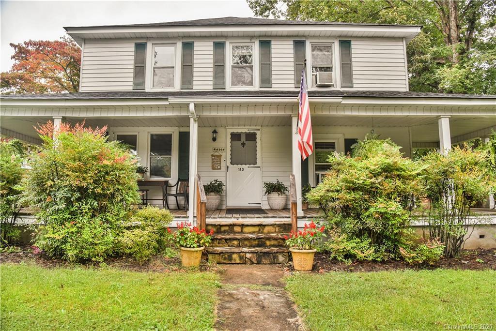 113 Fourth St., Black Mountain, NC 28711